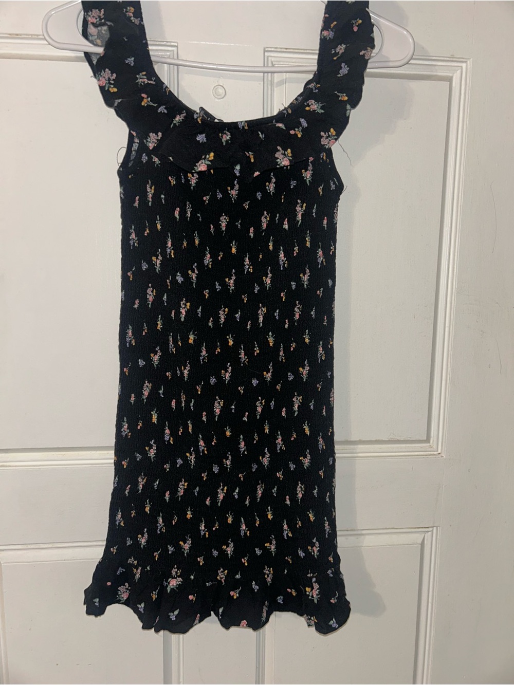 Forever 21 Black Floral Ruffle Strap Casual Dress